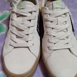 Cariuma, Skateboarding shoes,brand new